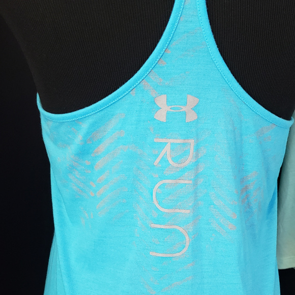 Under Armour Tank Tops, lot of 2 - Picture 6 of 8